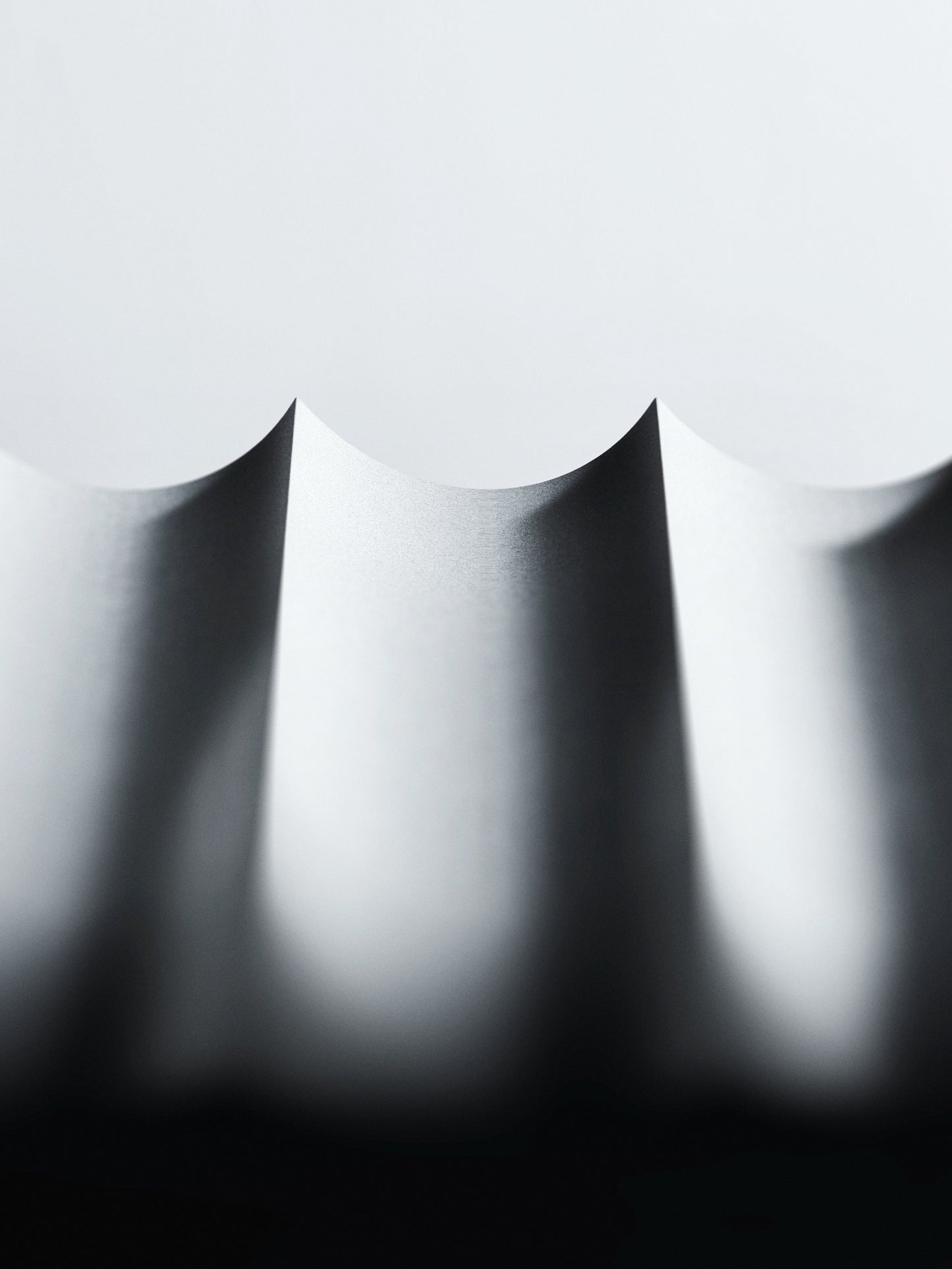 Flute pencil tray grey / silver