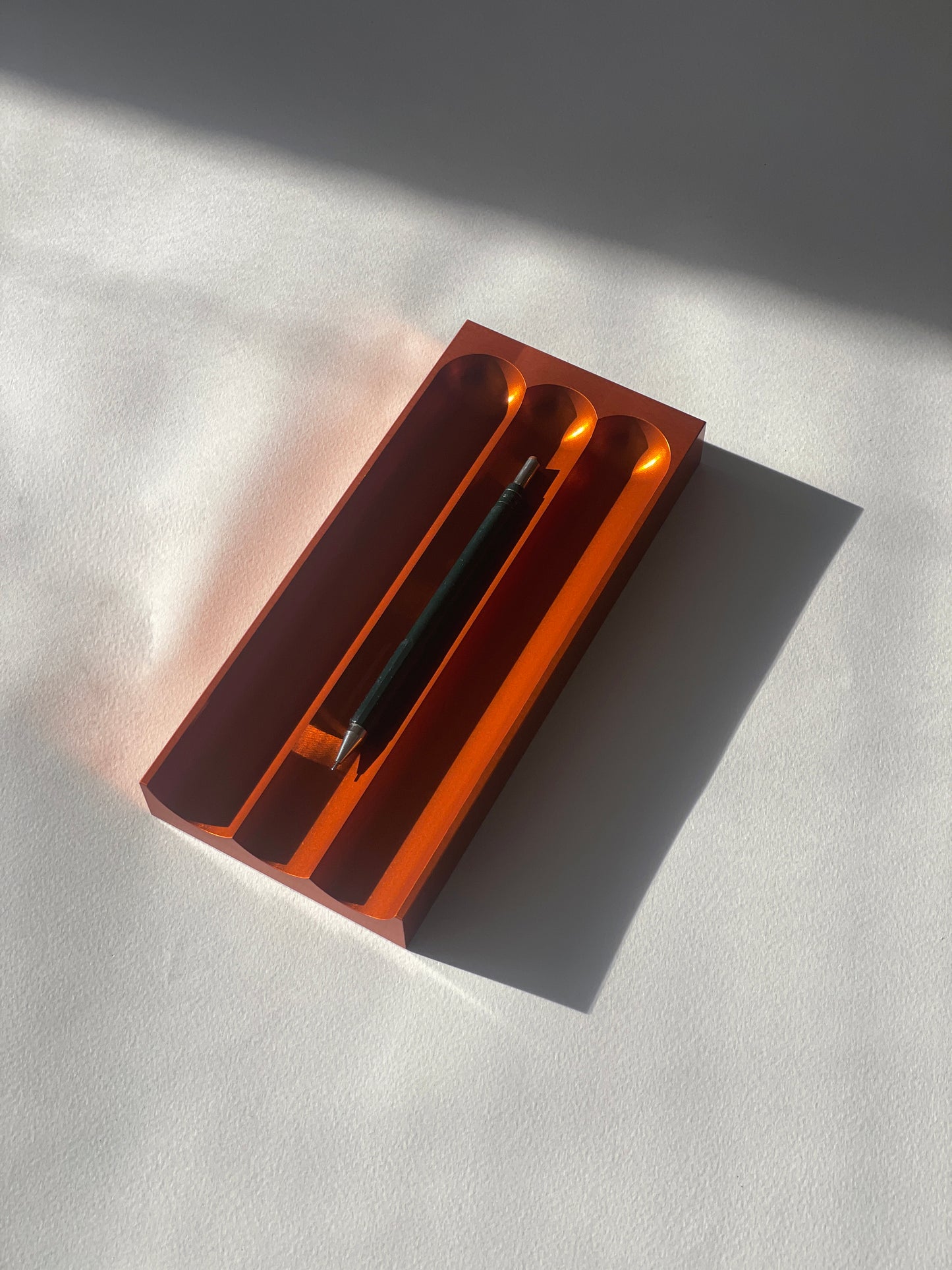 Flute pencil tray orange